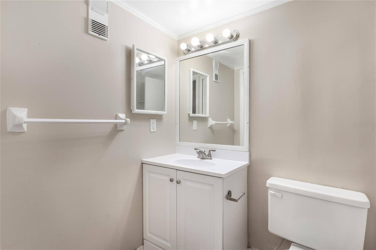 3071 GEORGE MASON AVENUE, #5, Winter Park, FL 32792 3071 GEORGE MASON AVENUE, #5, Winter Park, FL 32792