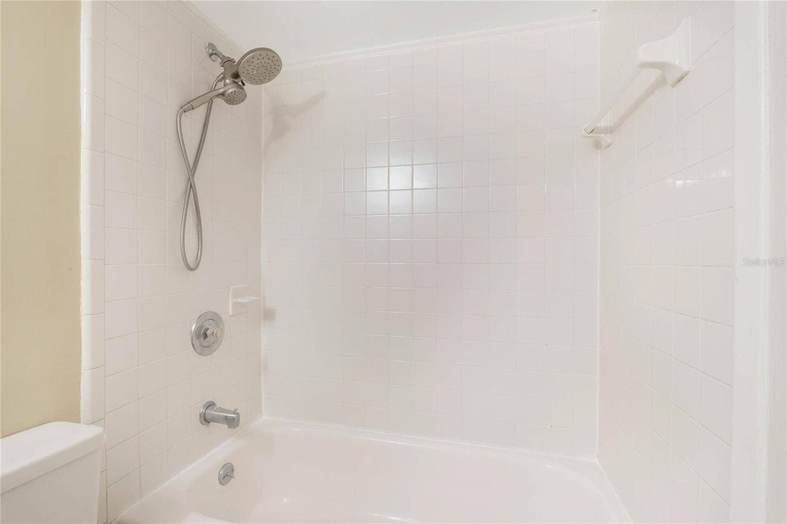 3071 GEORGE MASON AVENUE, #5, Winter Park, FL 32792 3071 GEORGE MASON AVENUE, #5, Winter Park, FL 32792