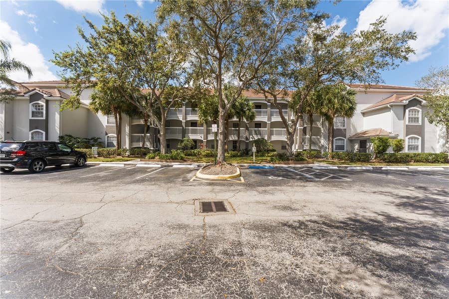 Property photo for 13929 FAIRWAY ISLAND DRIVE, #825, Orlando, FL