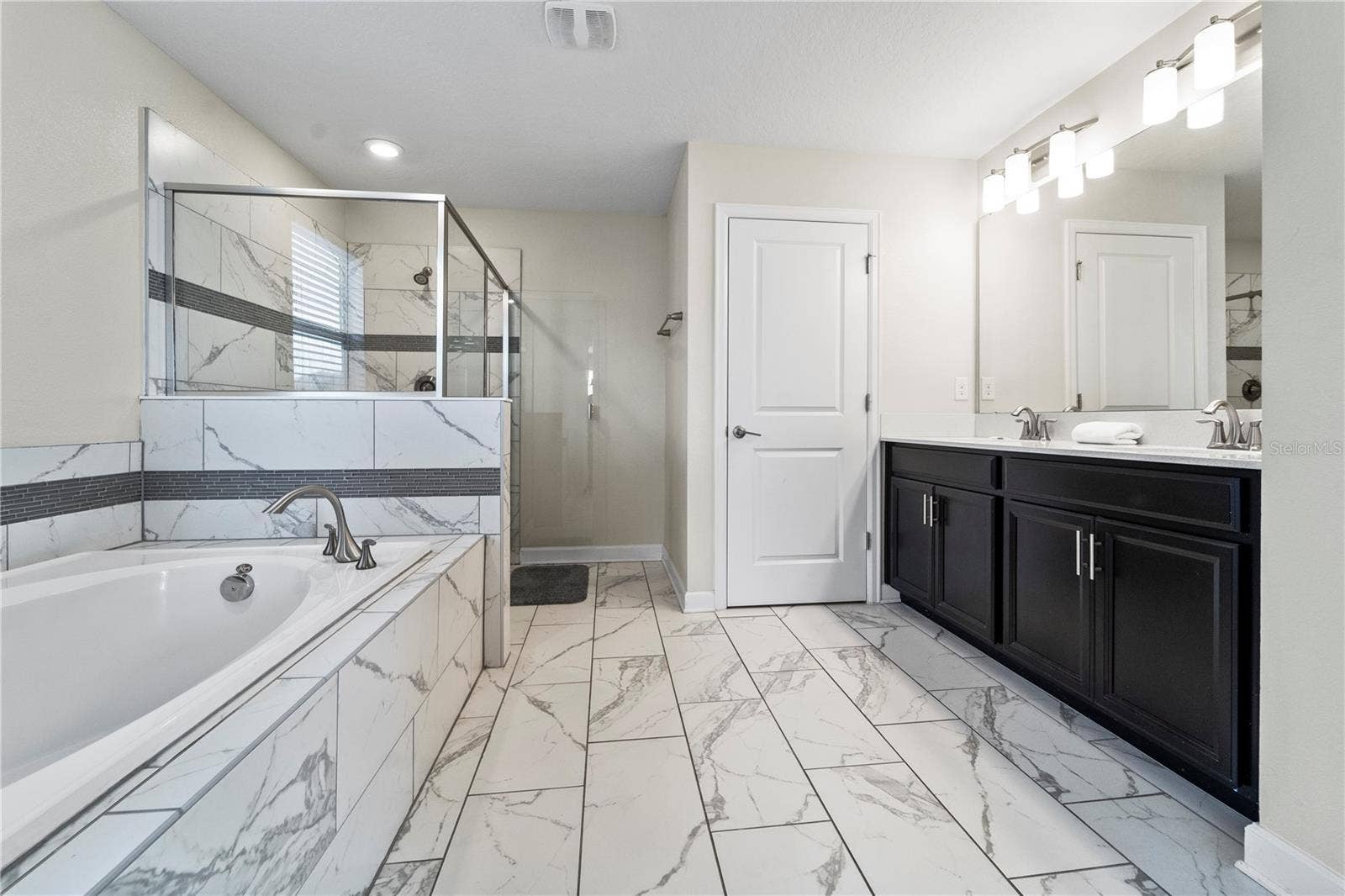 1571 PALMERO WAY, Champions Gate, FL 33896 PRIMARY Bath