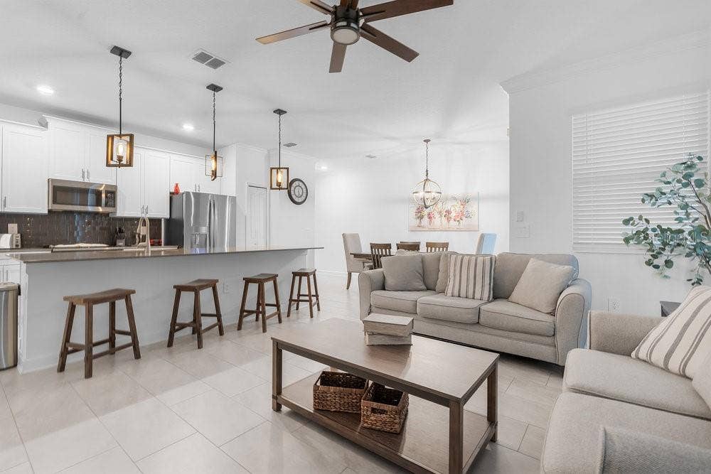 1148 KINGSBARN STREET, Davenport, FL 33896 1148 KINGSBARN STREET, Davenport, FL 33896