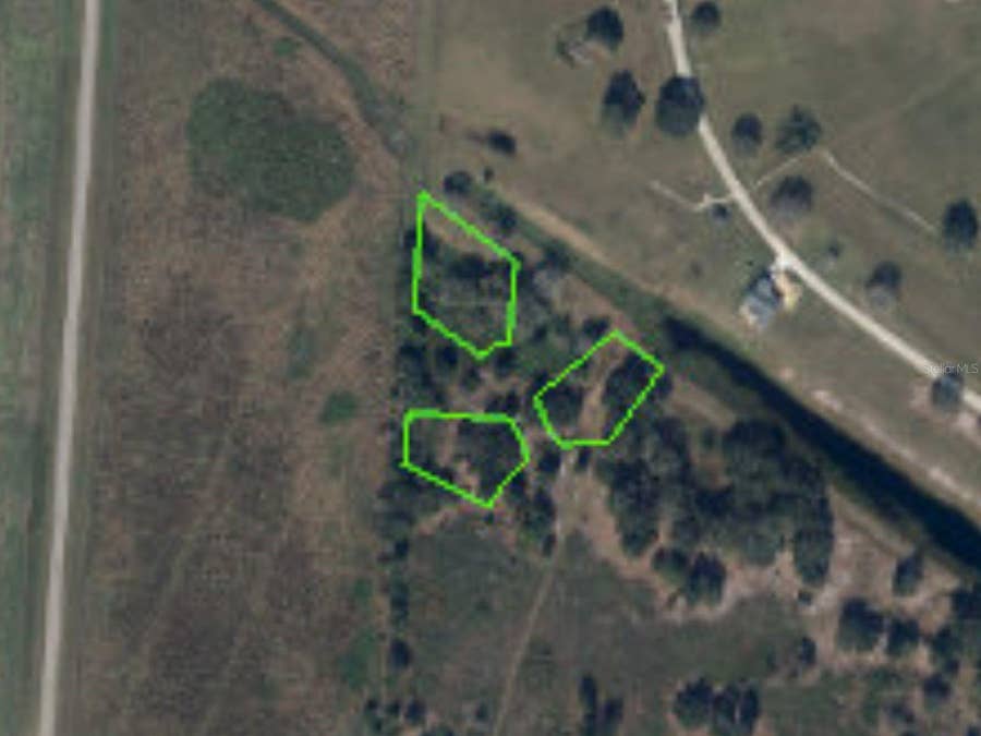 Property photo for 417 FOXHALL CIRCLE, Sebring, FL