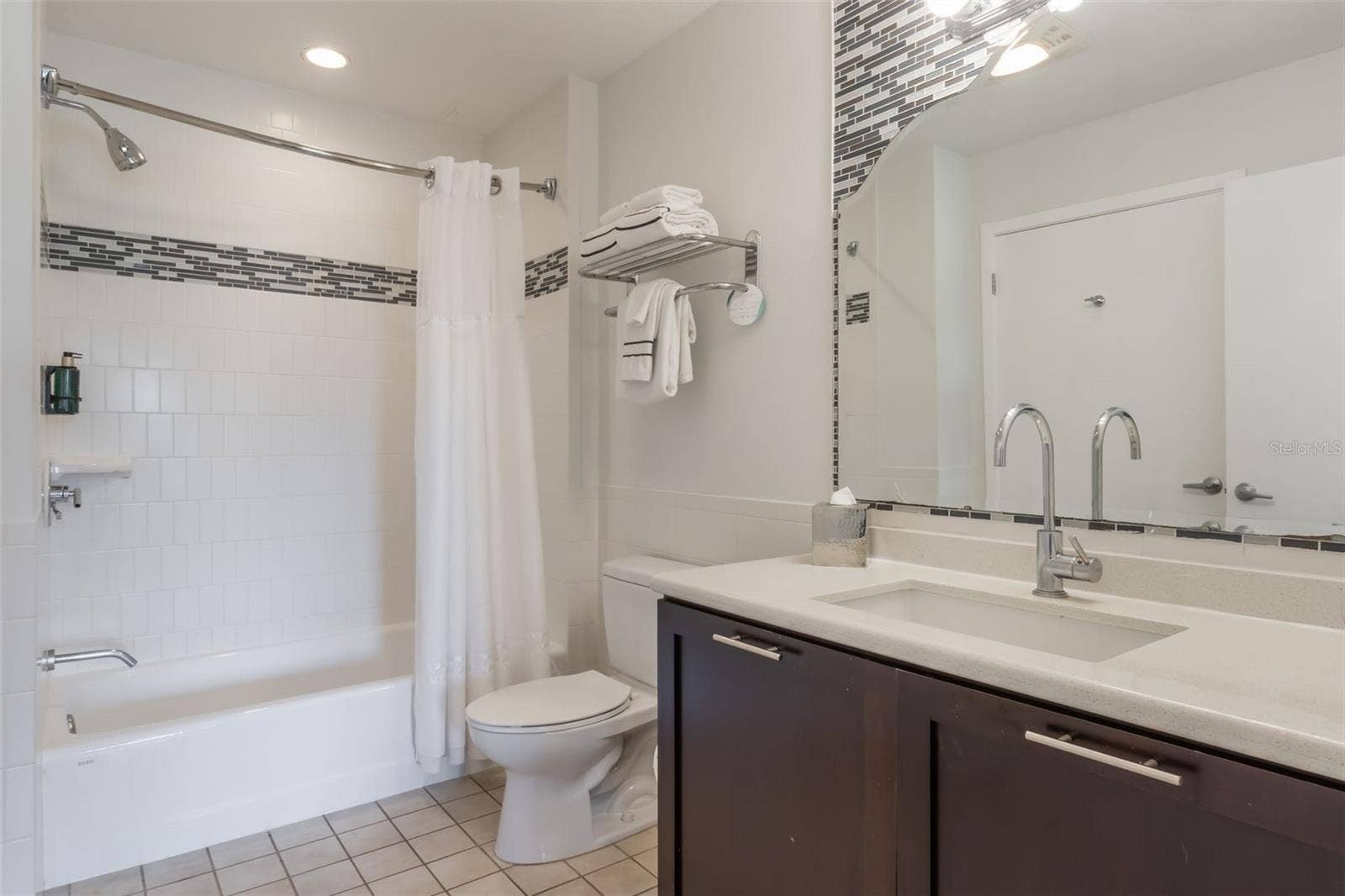 225 CELEBRATION PLACE, #401, Kissimmee, FL 34747 225 CELEBRATION PLACE, #401, Kissimmee, FL 34747