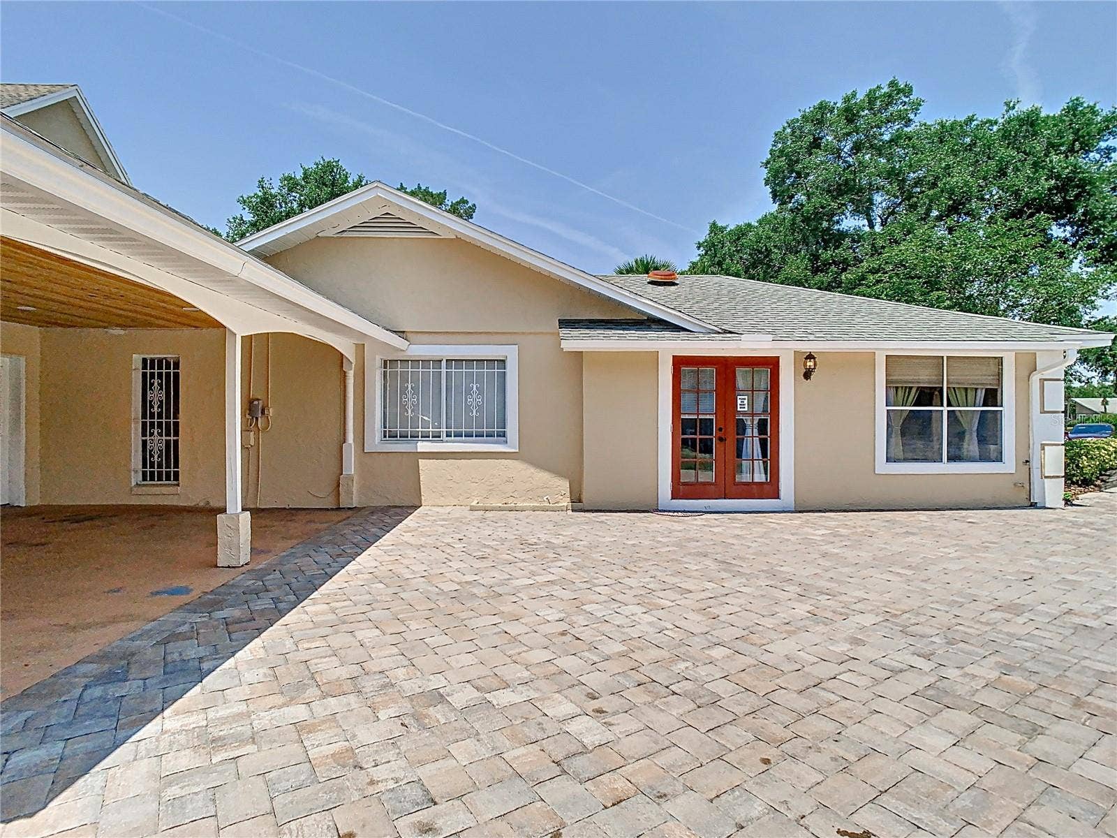 5852 MEDINAH WAY, Orlando, FL 32819 Side of House