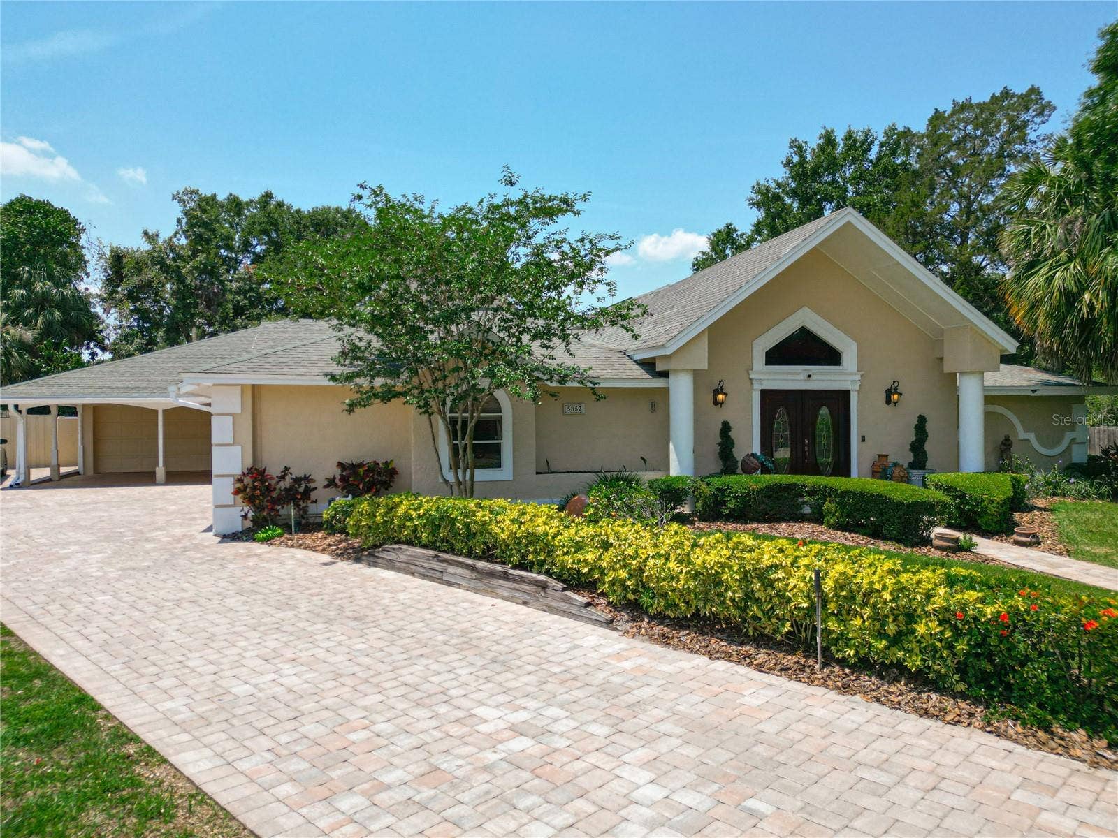 5852 MEDINAH WAY, Orlando, FL 32819 Front of House