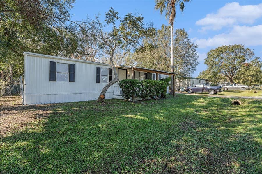 Property photo for 4804 RUSTIC COURT E, Lakeland, FL