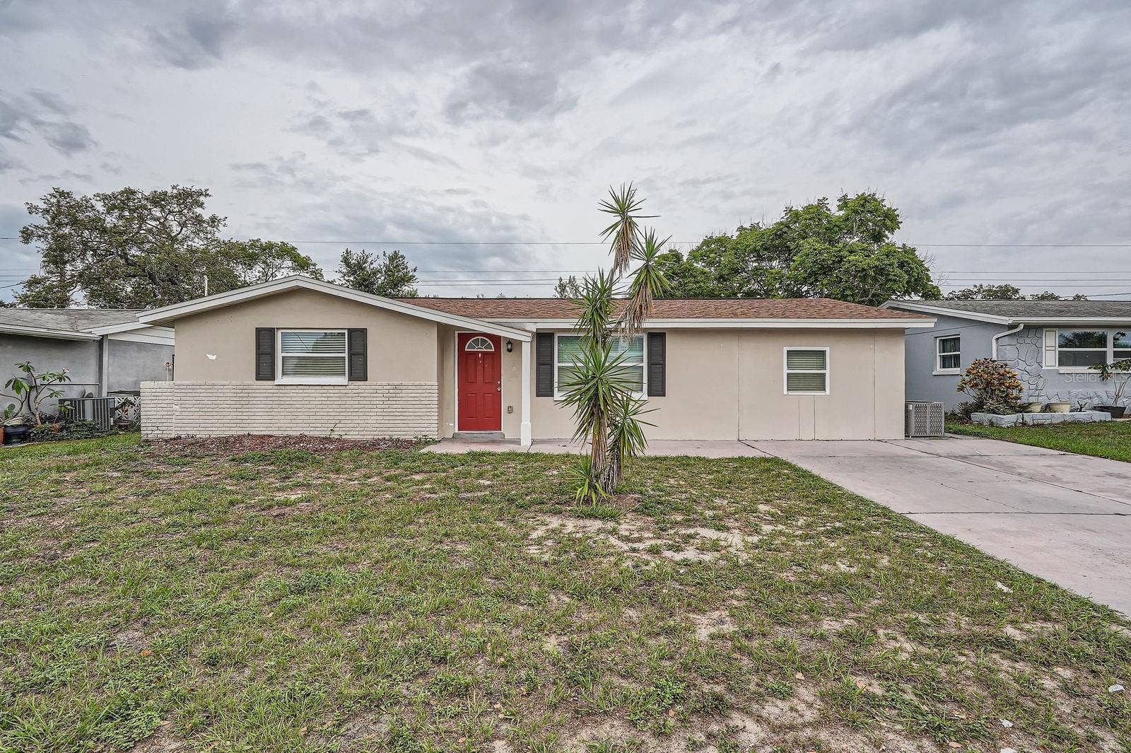 5429 FLORA AVENUE, Holiday, FL 34690