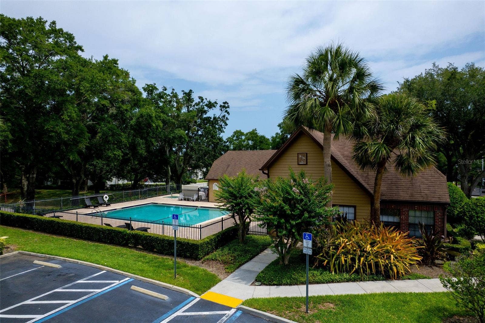 420 FORESTWAY CIRCLE, #206, Altamonte Springs, FL 32701 420 FORESTWAY CIRCLE, #206, Altamonte Springs, FL 32701