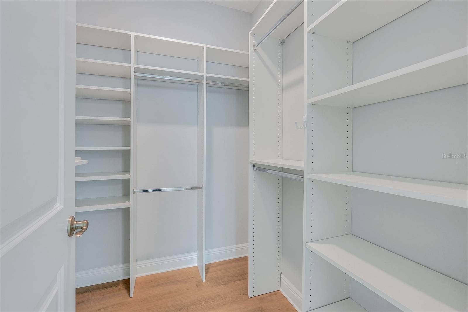 7920 CHILTON DRIVE, Orlando, FL 32836 bedroom #3 closet