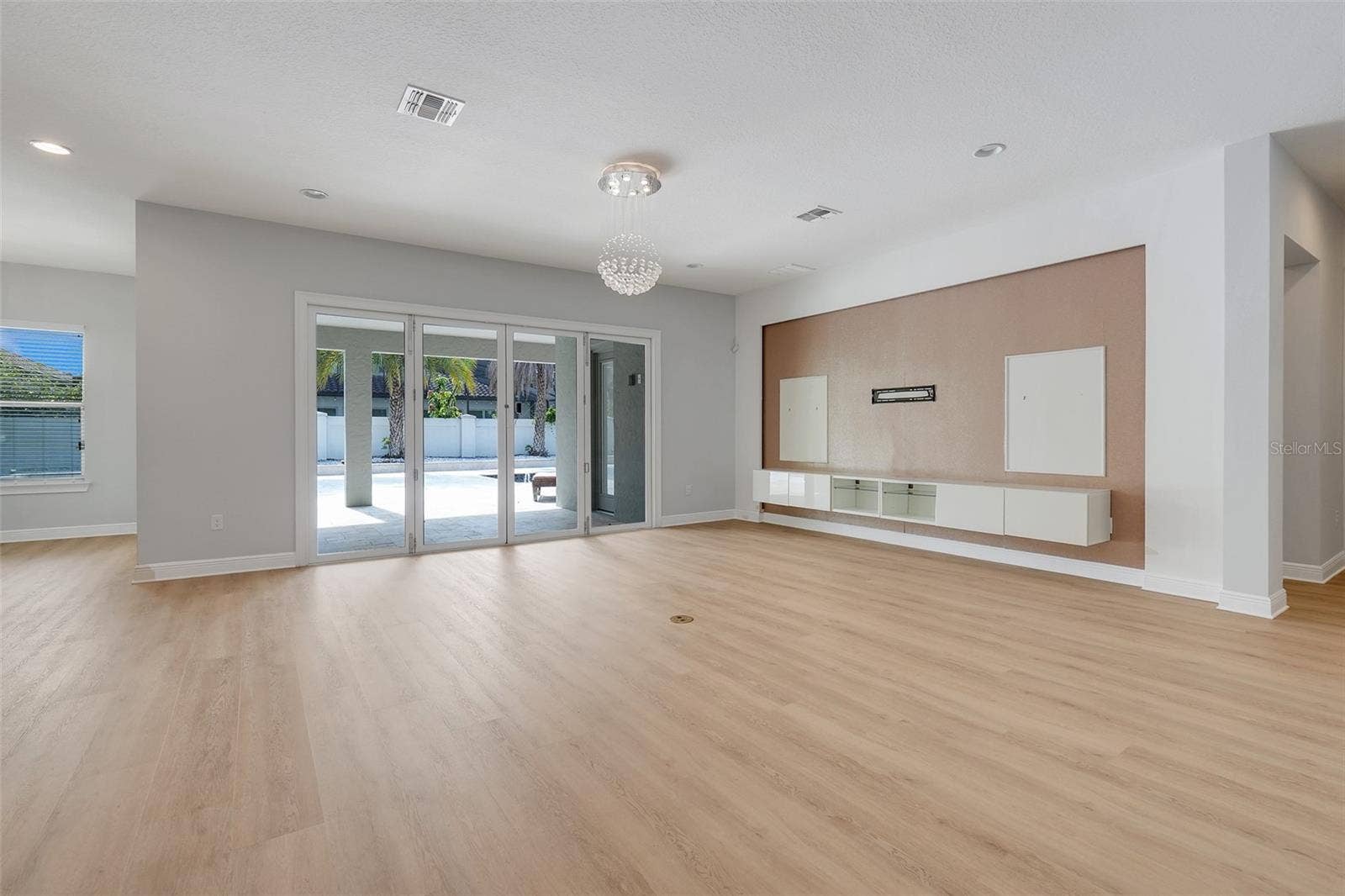 7920 CHILTON DRIVE, Orlando, FL 32836 7920 CHILTON DRIVE, Orlando, FL 32836