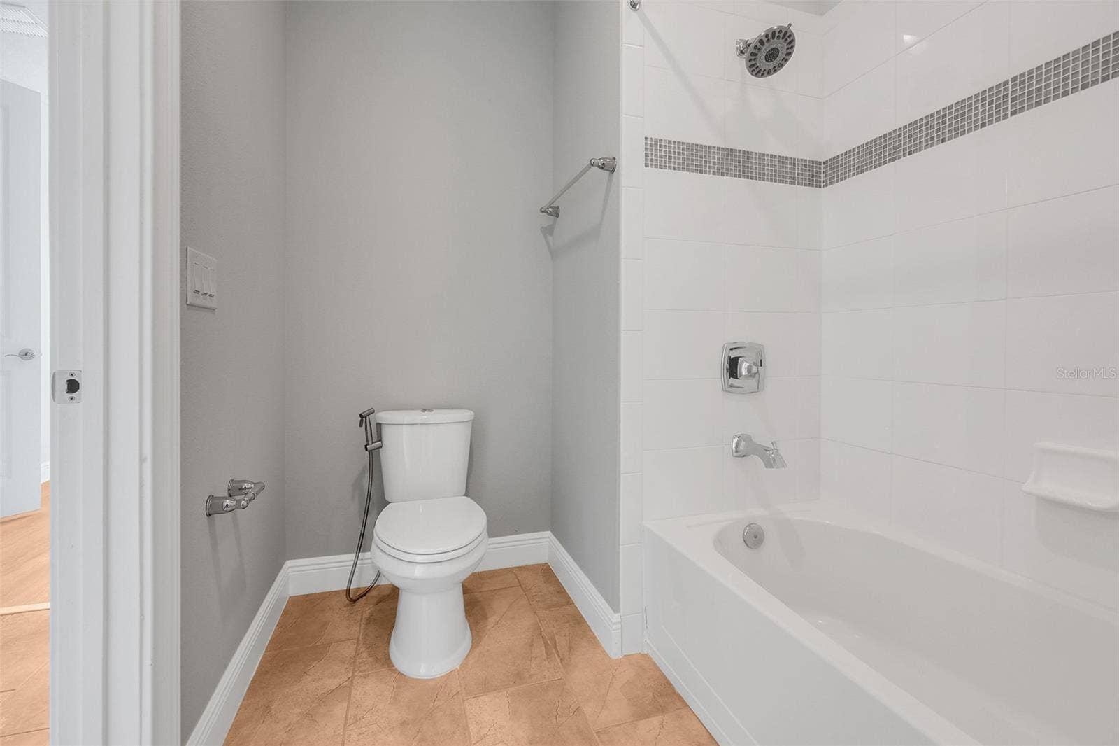 7920 CHILTON DRIVE, Orlando, FL 32836 bathroom #5