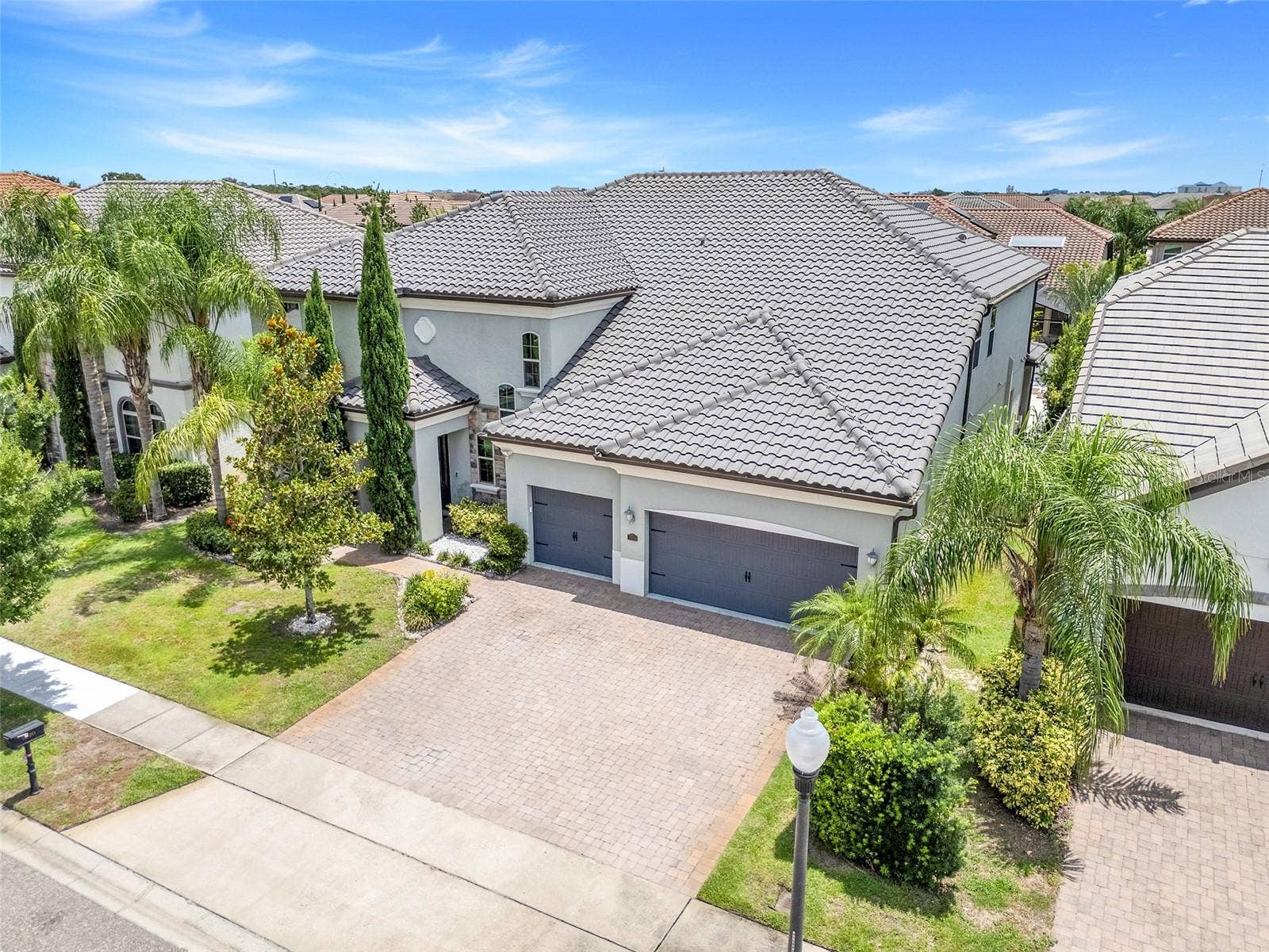 7920 CHILTON DRIVE, Orlando, FL 32836 FRONT ON THE HOME