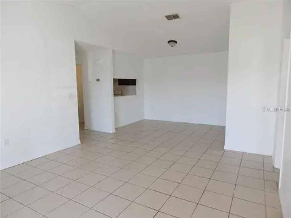 5220 VIA HACIENDA, #212, Orlando, FL 32839 5220 VIA HACIENDA, #212, Orlando, FL 32839