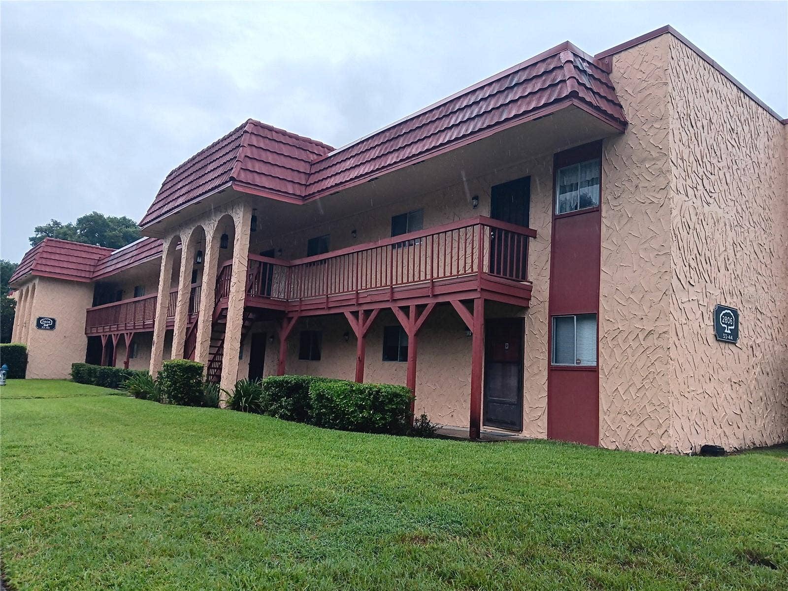 2806 N POWERS DRIVE, #8, Orlando, FL 32818 Building Exterior