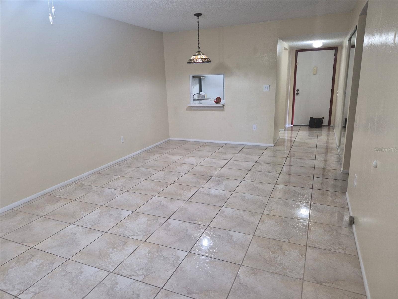 2806 N POWERS DRIVE, #8, Orlando, FL 32818 Great Room-view from balcony