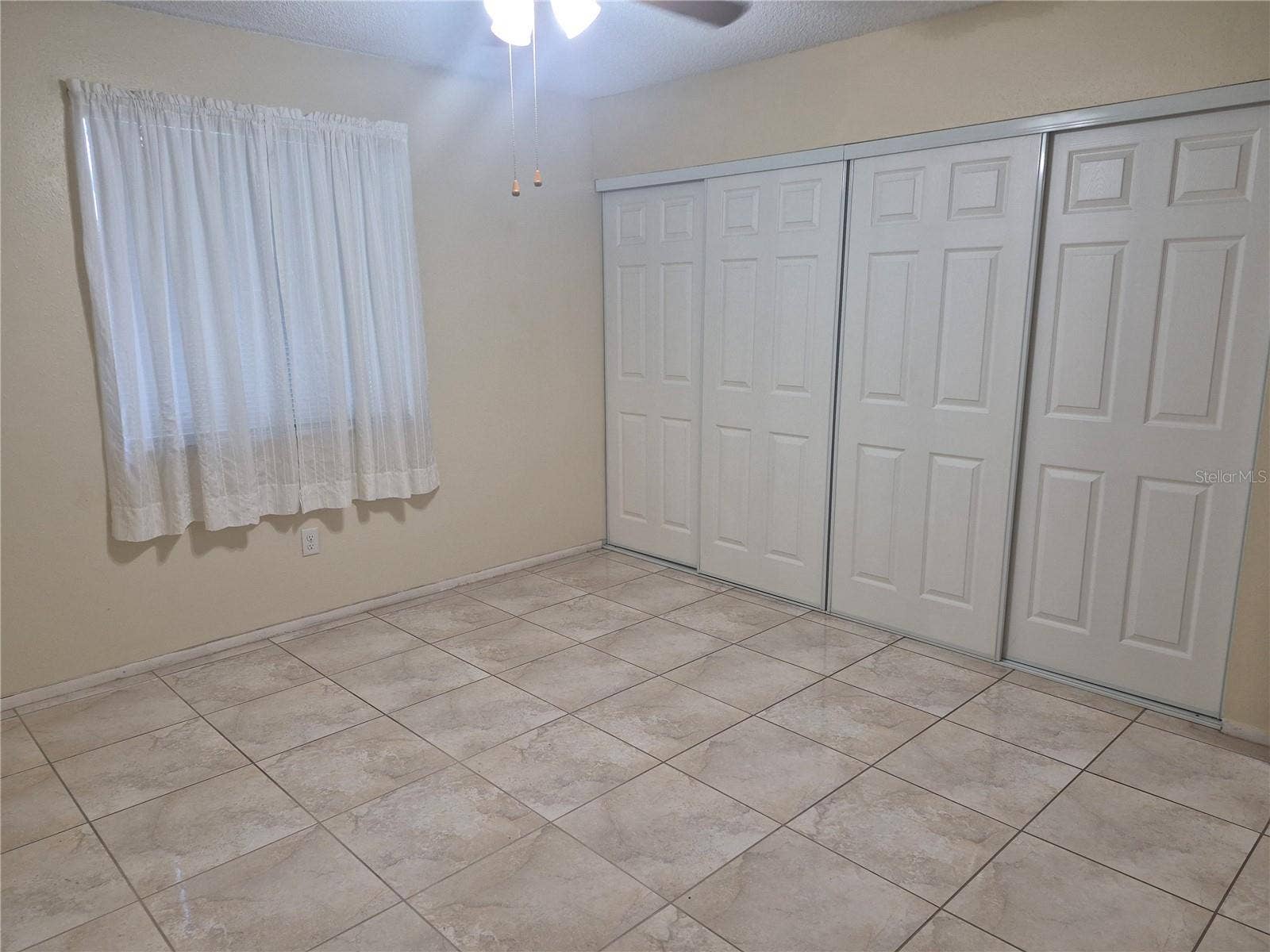 2806 N POWERS DRIVE, #8, Orlando, FL 32818 Primary Bedroom
