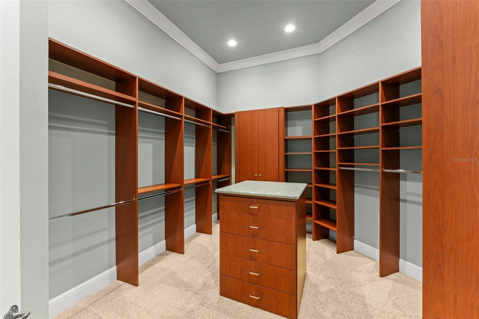 4819 ALEXANDRA GARDEN COURT, Windermere, FL 34786 4819 ALEXANDRA GARDEN COURT, Windermere, FL 34786
