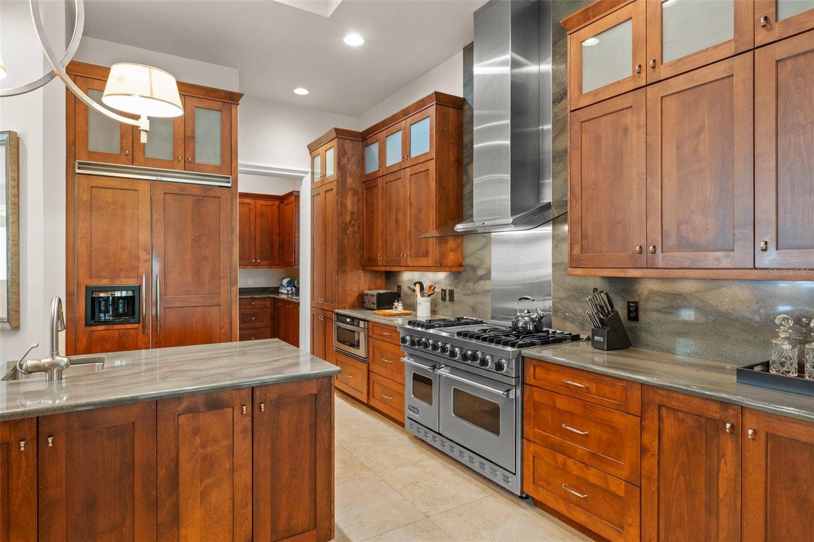4819 ALEXANDRA GARDEN COURT, Windermere, FL 34786 4819 ALEXANDRA GARDEN COURT, Windermere, FL 34786