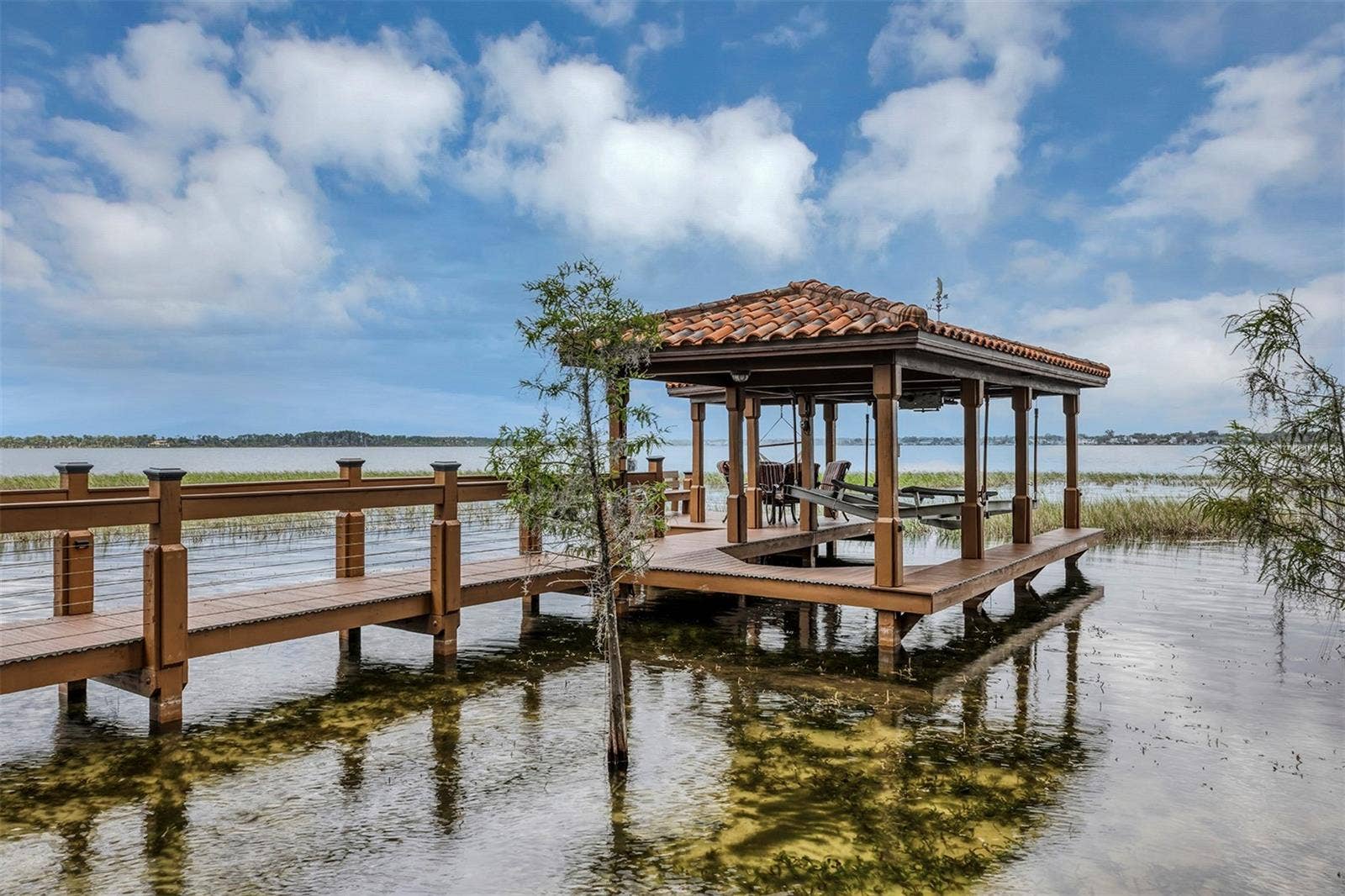 10203 TROUT ROAD, Orlando, FL 32836 Dock with Boat Lift on Lake Tibet