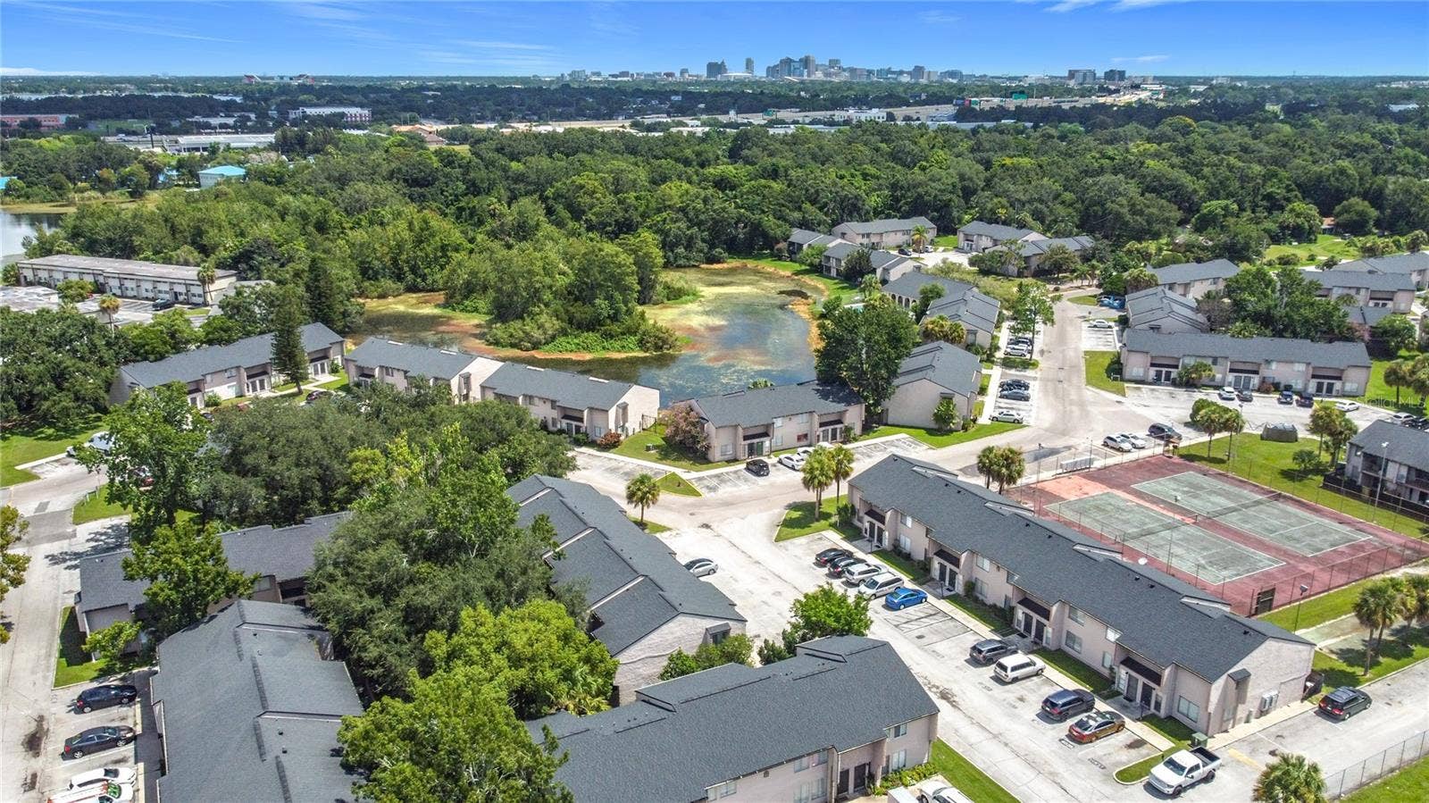 3944 CRAYRICH CIRCLE, #A-4, Orlando, FL 32839 3944 CRAYRICH CIRCLE, #A-4, Orlando, FL 32839