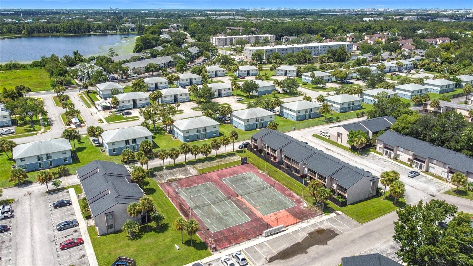 3944 CRAYRICH CIRCLE, #A-4, Orlando, FL 32839 3944 CRAYRICH CIRCLE, #A-4, Orlando, FL 32839