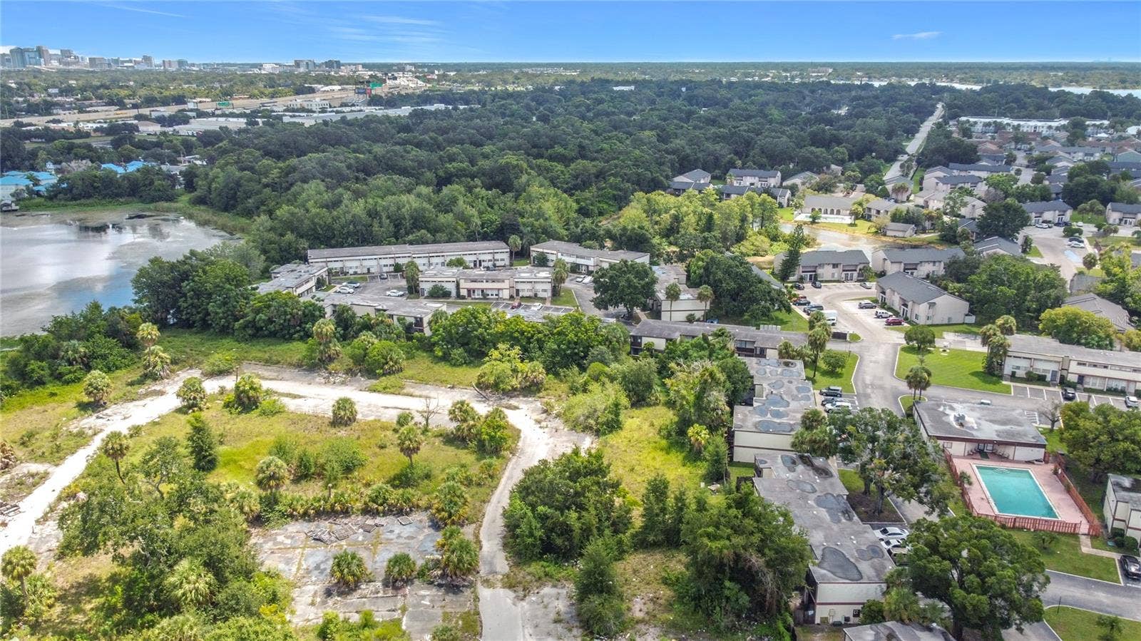 3944 CRAYRICH CIRCLE, #A-4, Orlando, FL 32839 3944 CRAYRICH CIRCLE, #A-4, Orlando, FL 32839