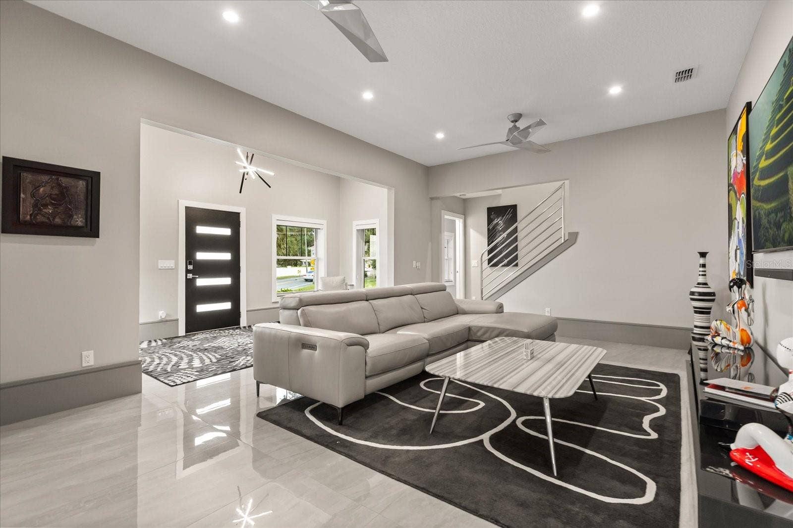 808 EDGEWATER DRIVE, Orlando, FL 32804