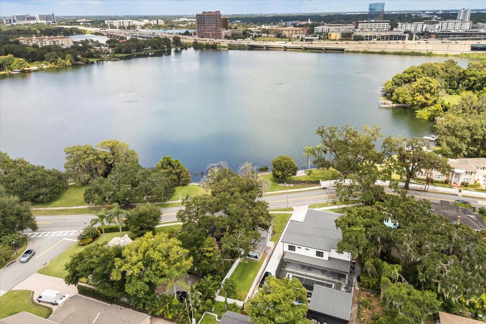 808 EDGEWATER DRIVE, Orlando, FL 32804