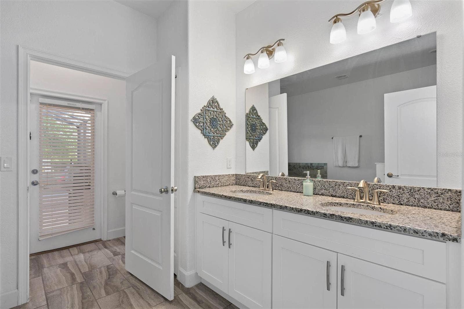 1403 MOON VALLEY DRIVE, Davenport, FL 33896 1403 MOON VALLEY DRIVE, Davenport, FL 33896