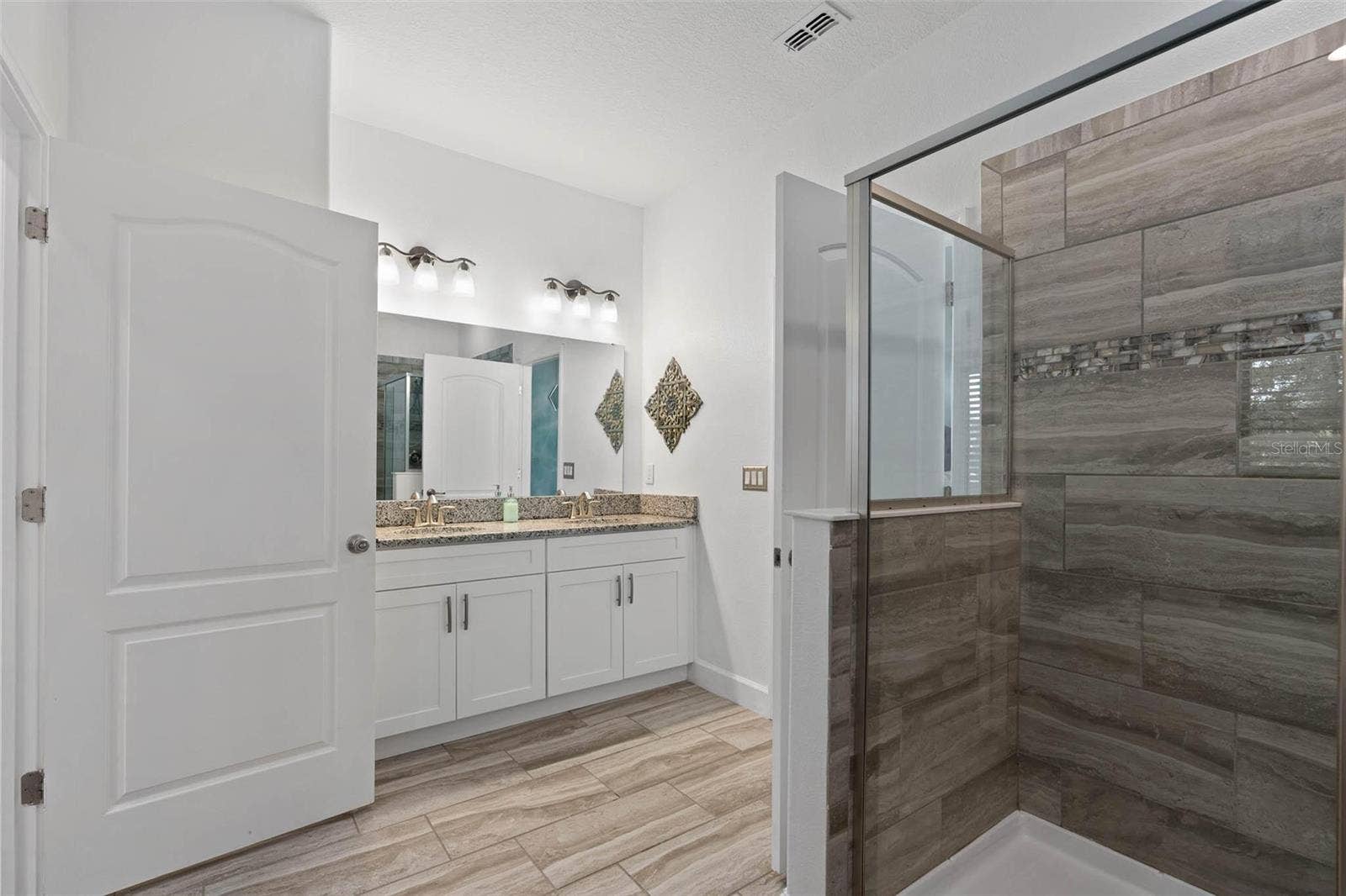 1403 MOON VALLEY DRIVE, Davenport, FL 33896 1403 MOON VALLEY DRIVE, Davenport, FL 33896
