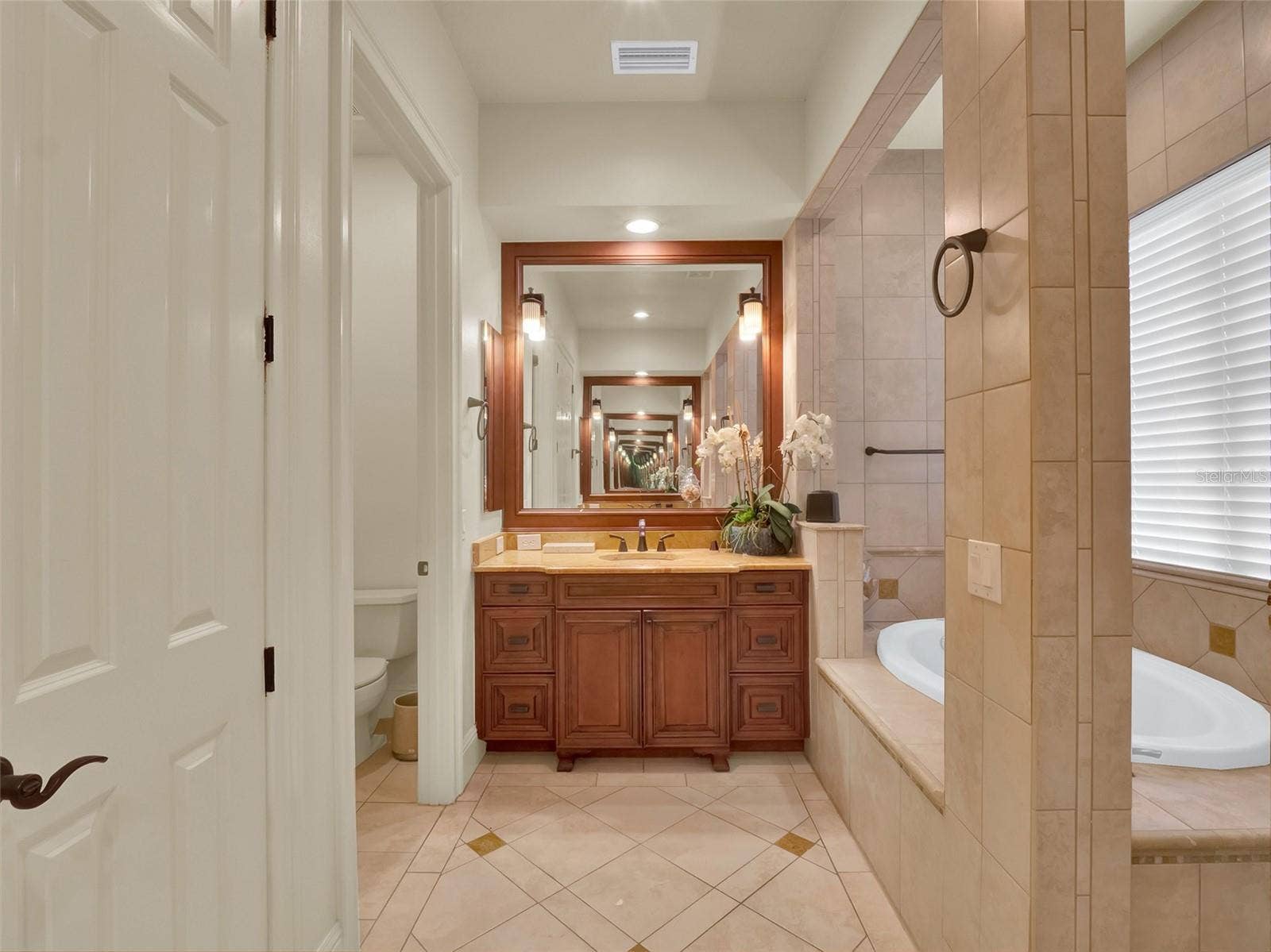 1284 GRAND TRAVERSE PARKWAY, Reunion, FL 34747 1284 GRAND TRAVERSE PARKWAY, Reunion, FL 34747
