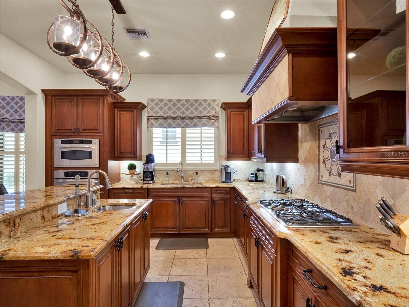1284 GRAND TRAVERSE PARKWAY, Reunion, FL 34747 1284 GRAND TRAVERSE PARKWAY, Reunion, FL 34747