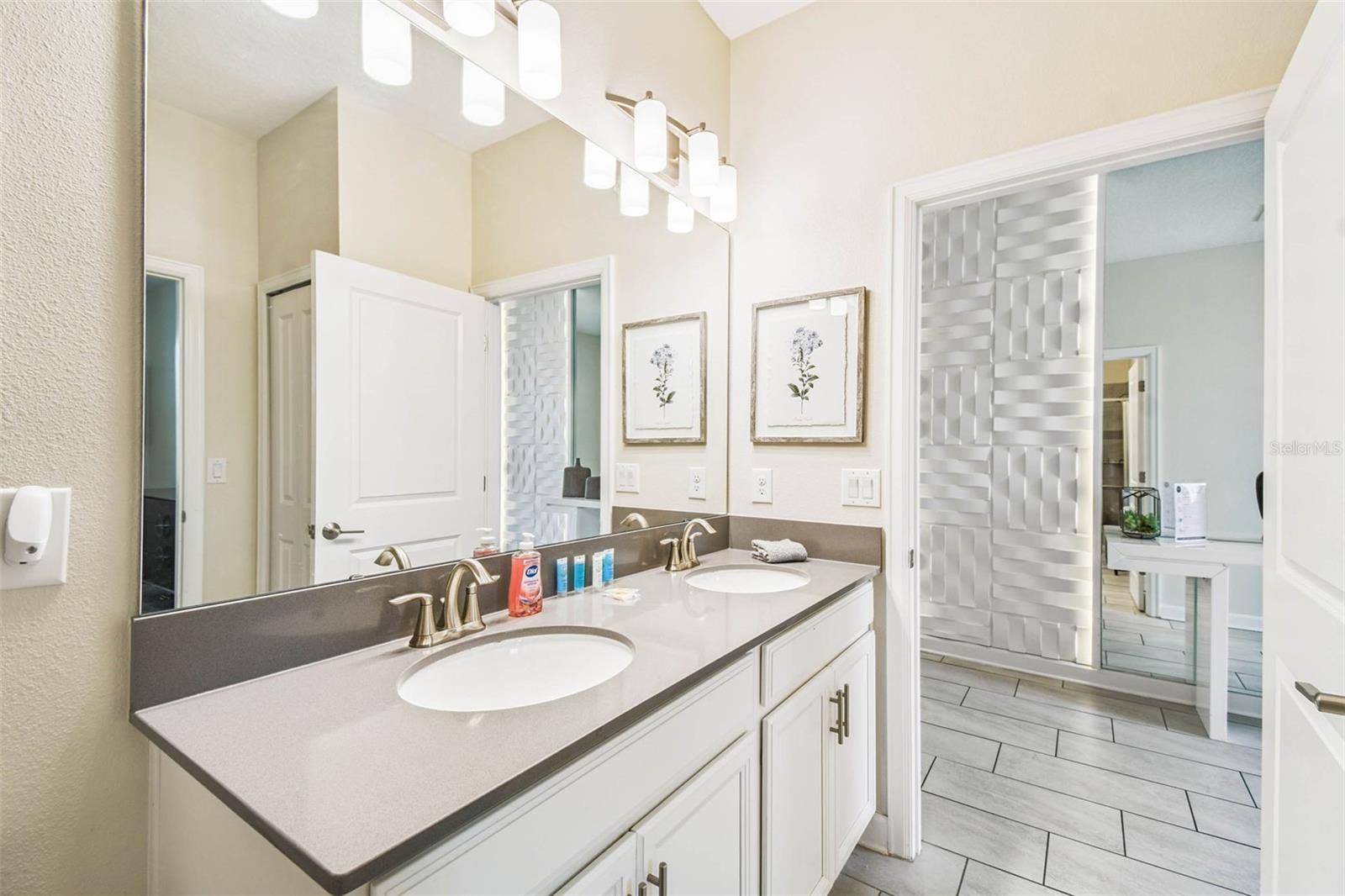 8844 CRUDEN BAY COURT, Davenport, FL 33896 8844 CRUDEN BAY COURT, Davenport, FL 33896