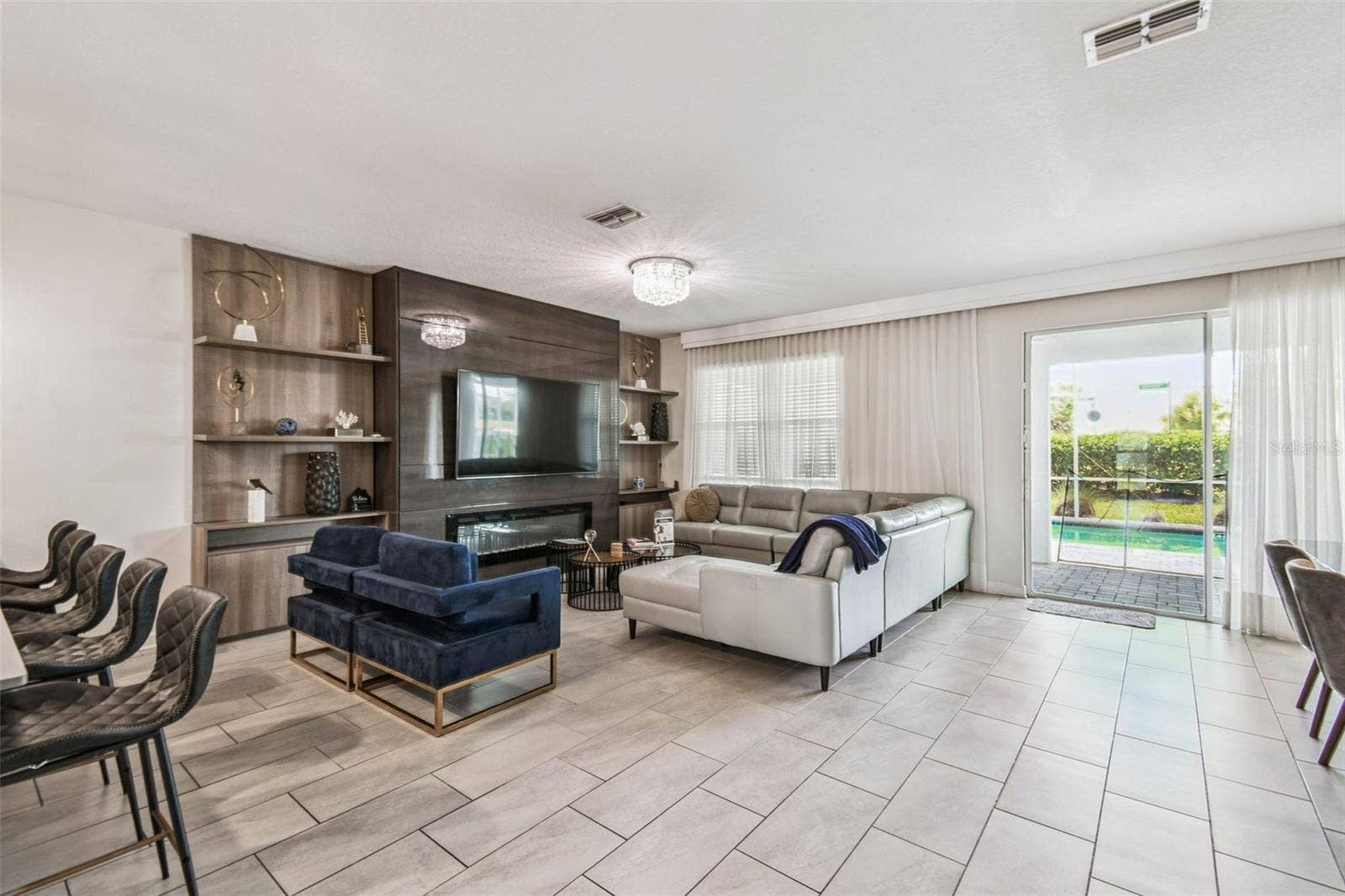 8844 CRUDEN BAY COURT, Davenport, FL 33896 8844 CRUDEN BAY COURT, Davenport, FL 33896