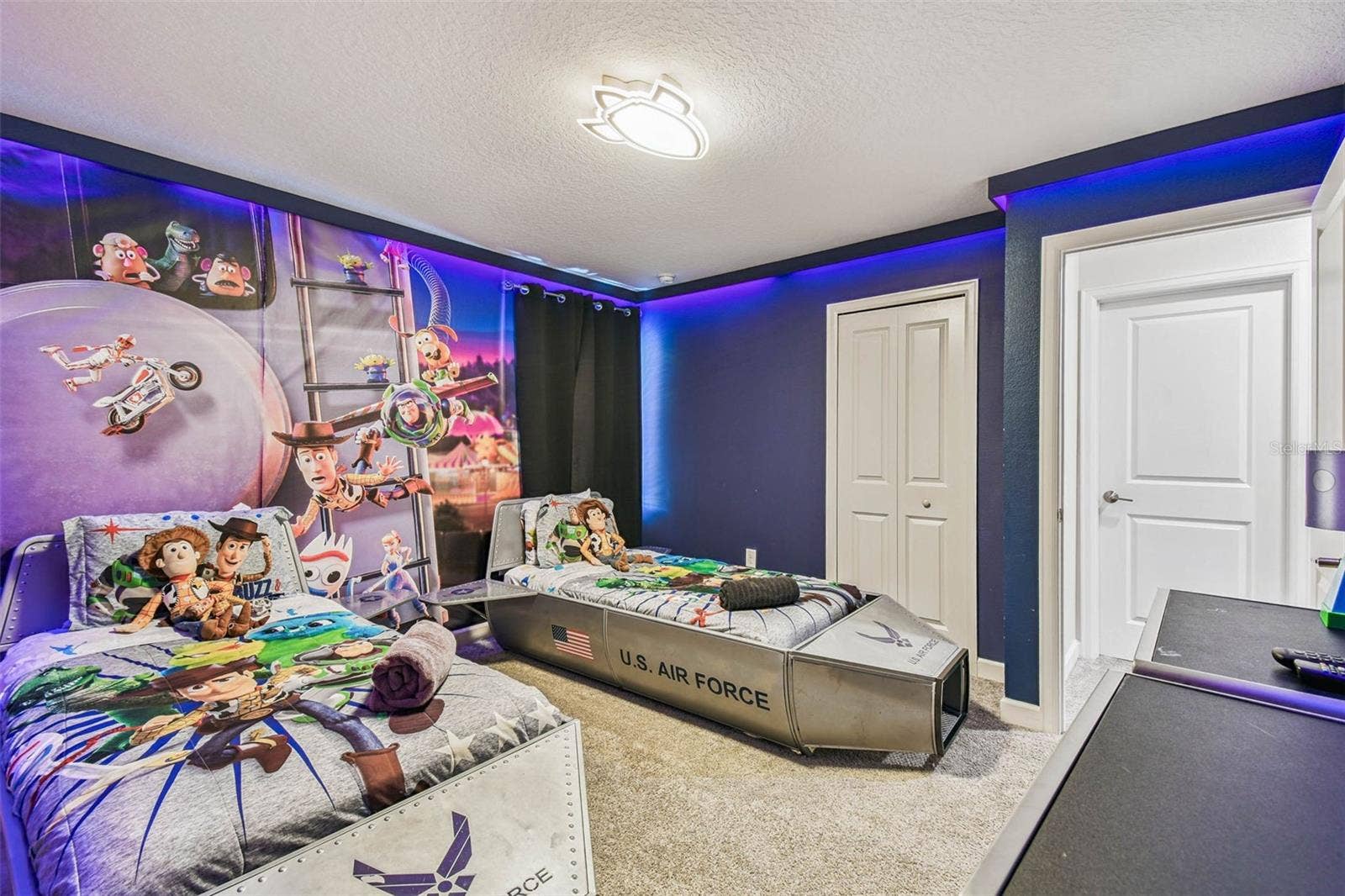 8844 CRUDEN BAY COURT, Davenport, FL 33896 8844 CRUDEN BAY COURT, Davenport, FL 33896