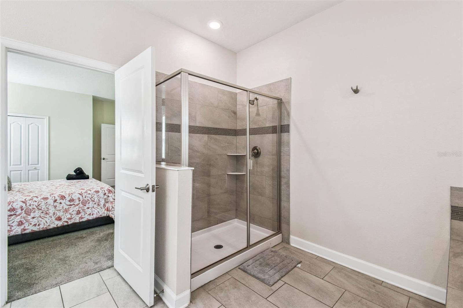 8844 CRUDEN BAY COURT, Davenport, FL 33896 8844 CRUDEN BAY COURT, Davenport, FL 33896