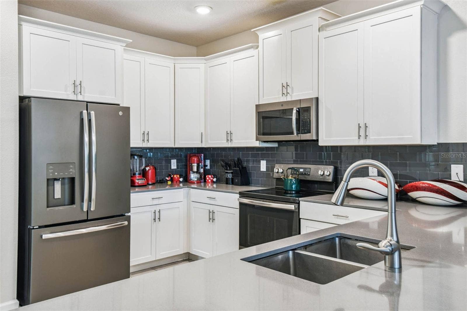 8844 CRUDEN BAY COURT, Davenport, FL 33896 8844 CRUDEN BAY COURT, Davenport, FL 33896