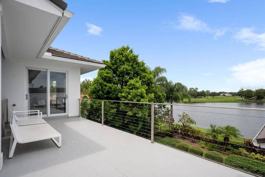 9721 CARILLON PARK DRIVE, Windermere, FL 34786