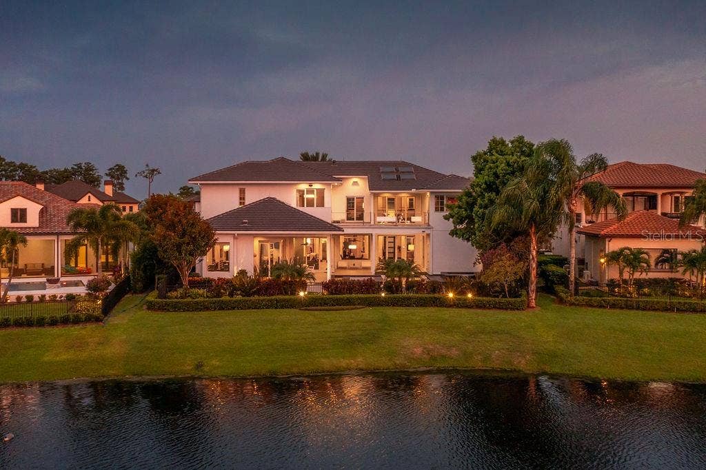 9721 CARILLON PARK DRIVE, Windermere, FL 34786