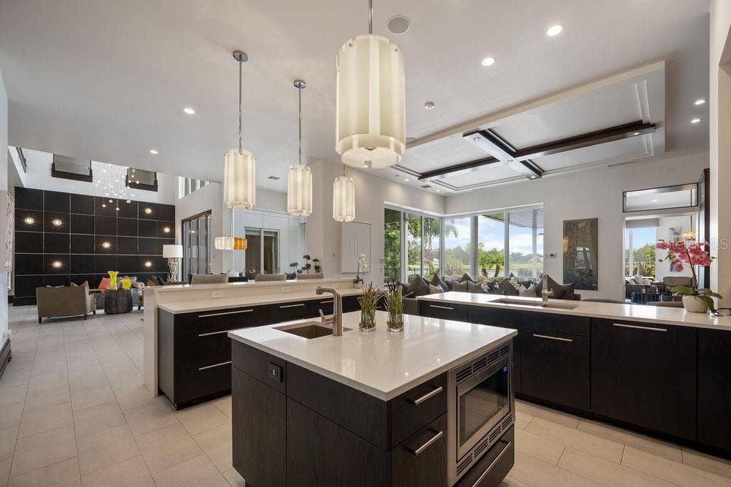 9721 CARILLON PARK DRIVE, Windermere, FL 34786