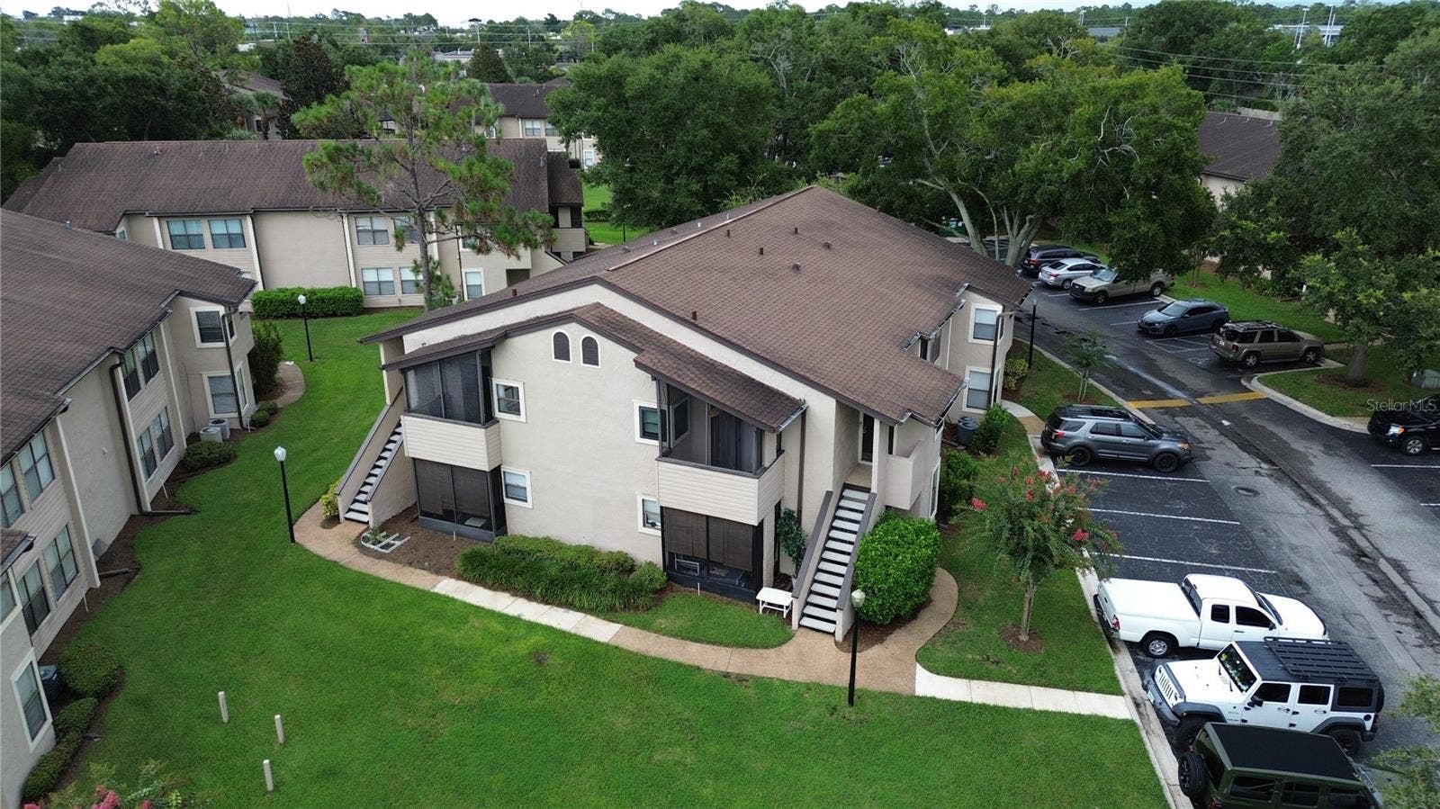3019 ANTIQUE OAKS CIRCLE, #124, Winter Park, FL 32792 Your New Well Kept Community!