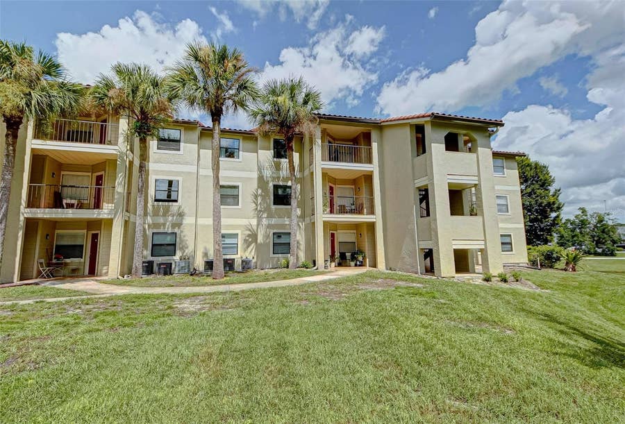 Property photo for 3038 PARKWAY BOULEVARD, #305, Kissimmee, FL