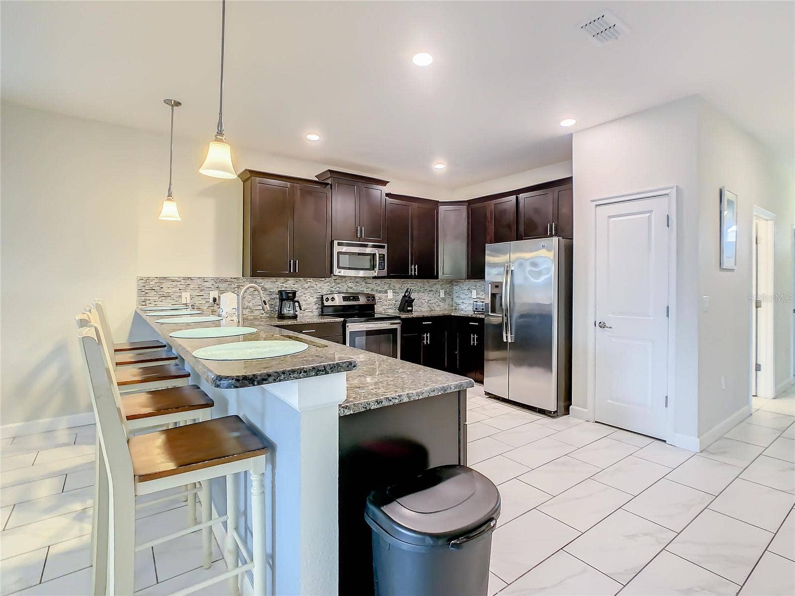 1305 DIVOT WAY, Davenport, FL 33896 1305 DIVOT WAY, Davenport, FL 33896