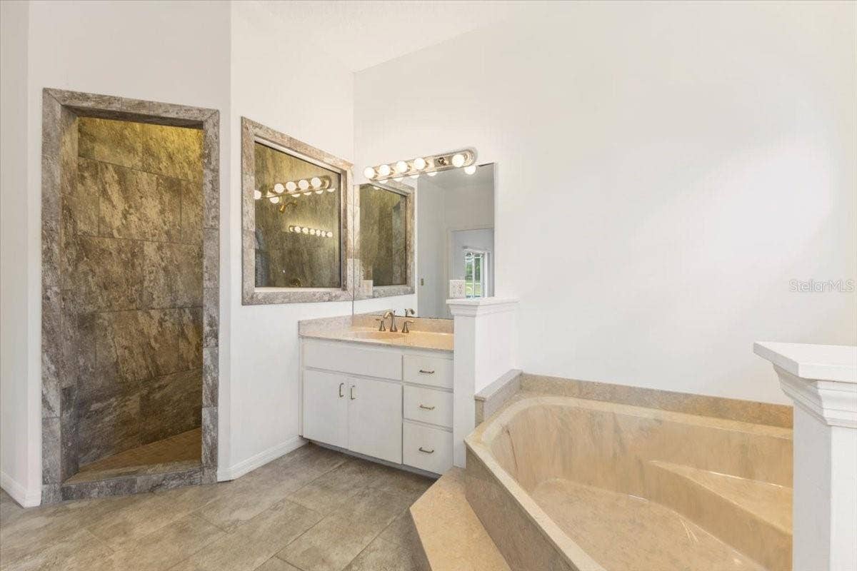 12001 LAKE BUTLER BOULEVARD, Windermere, FL 34786 Primary Bath