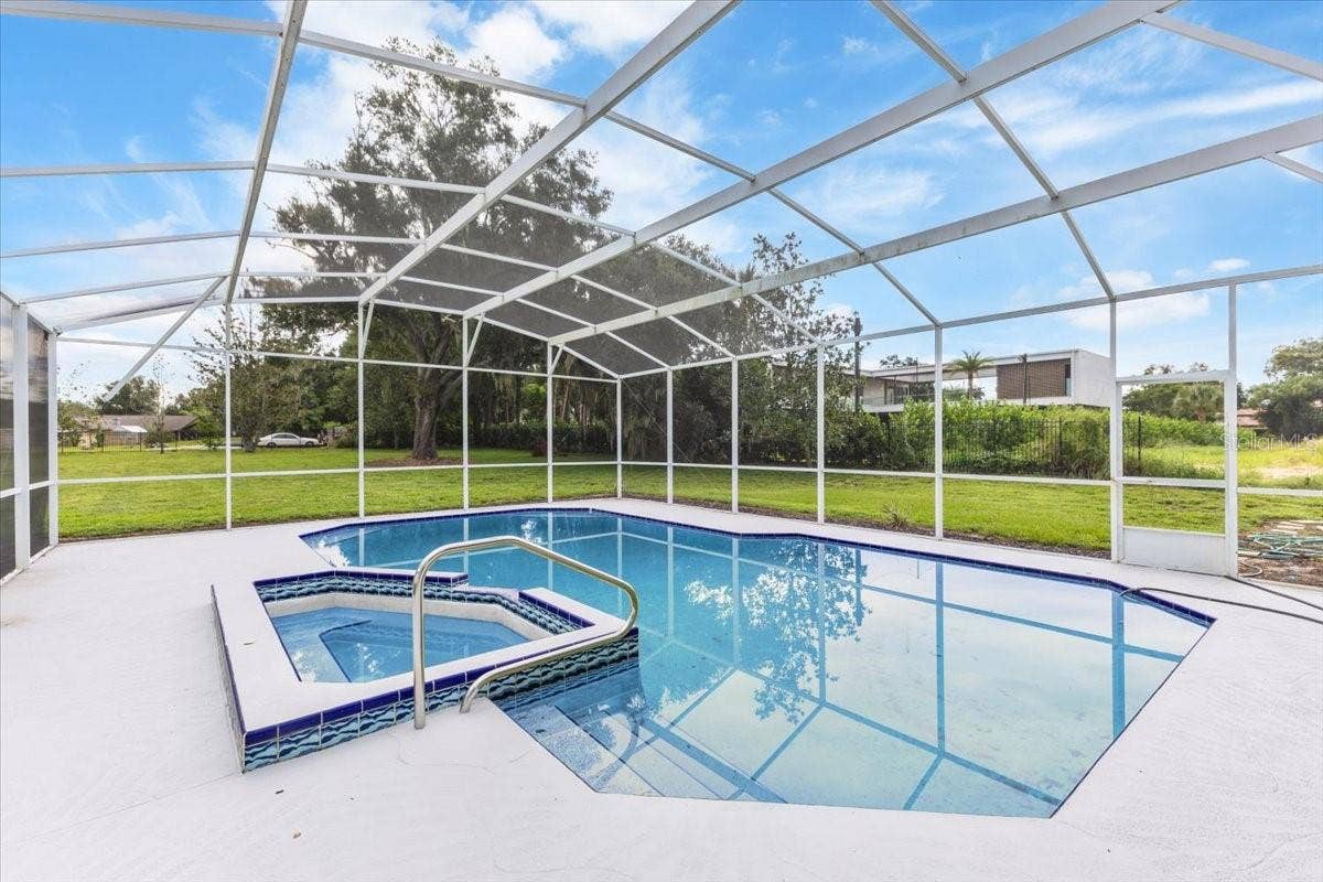 12001 LAKE BUTLER BOULEVARD, Windermere, FL 34786 Pool & Spa