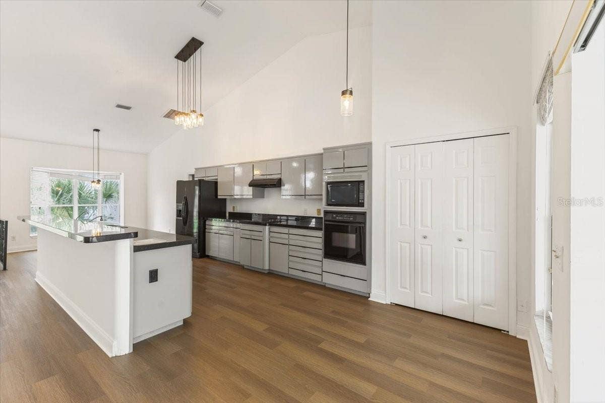 12001 LAKE BUTLER BOULEVARD, Windermere, FL 34786 Kitchen