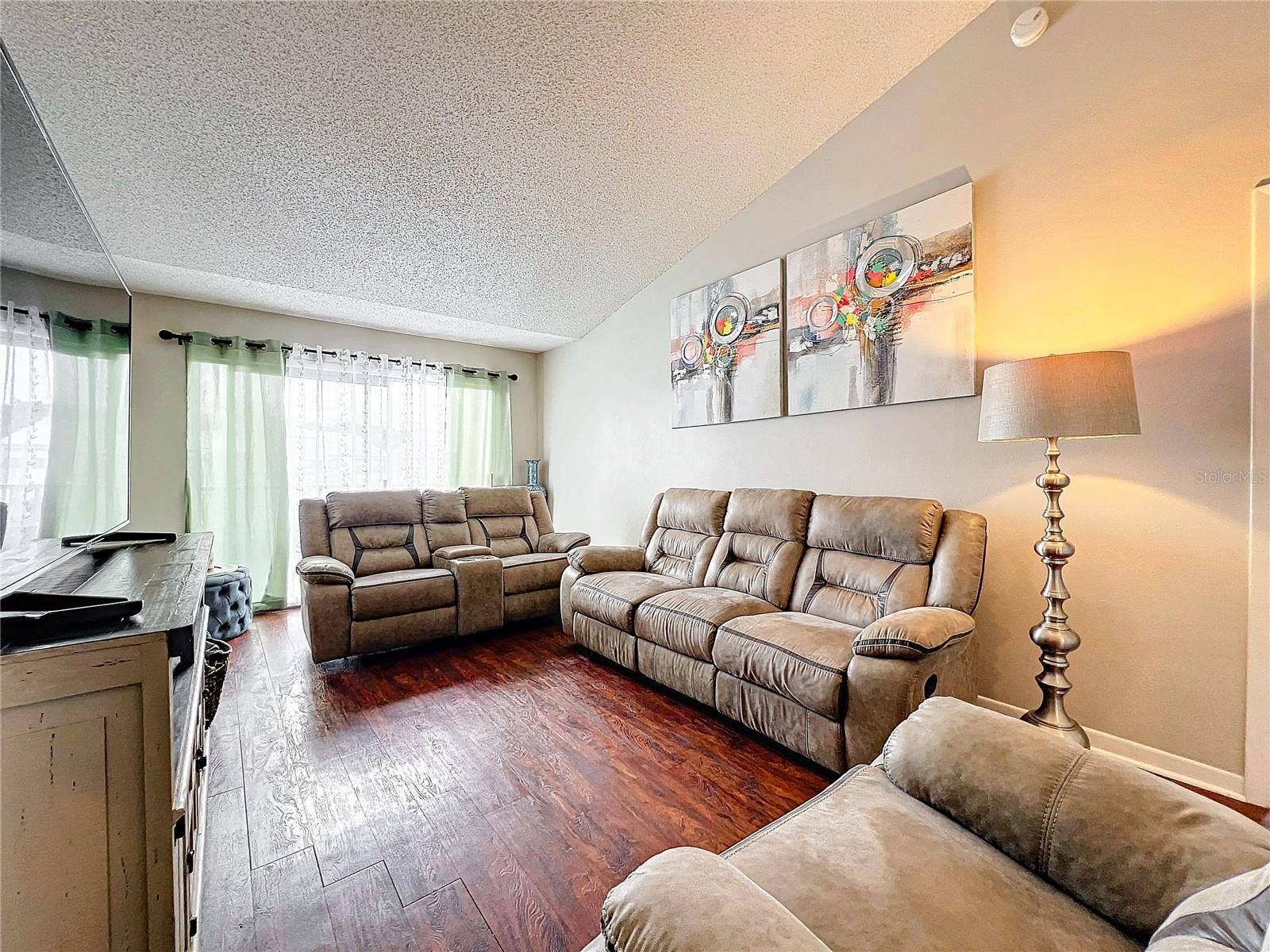 2520 WOODGATE BOULEVARD, #204, Orlando, FL 32822 2520 WOODGATE BOULEVARD, #204, Orlando, FL 32822