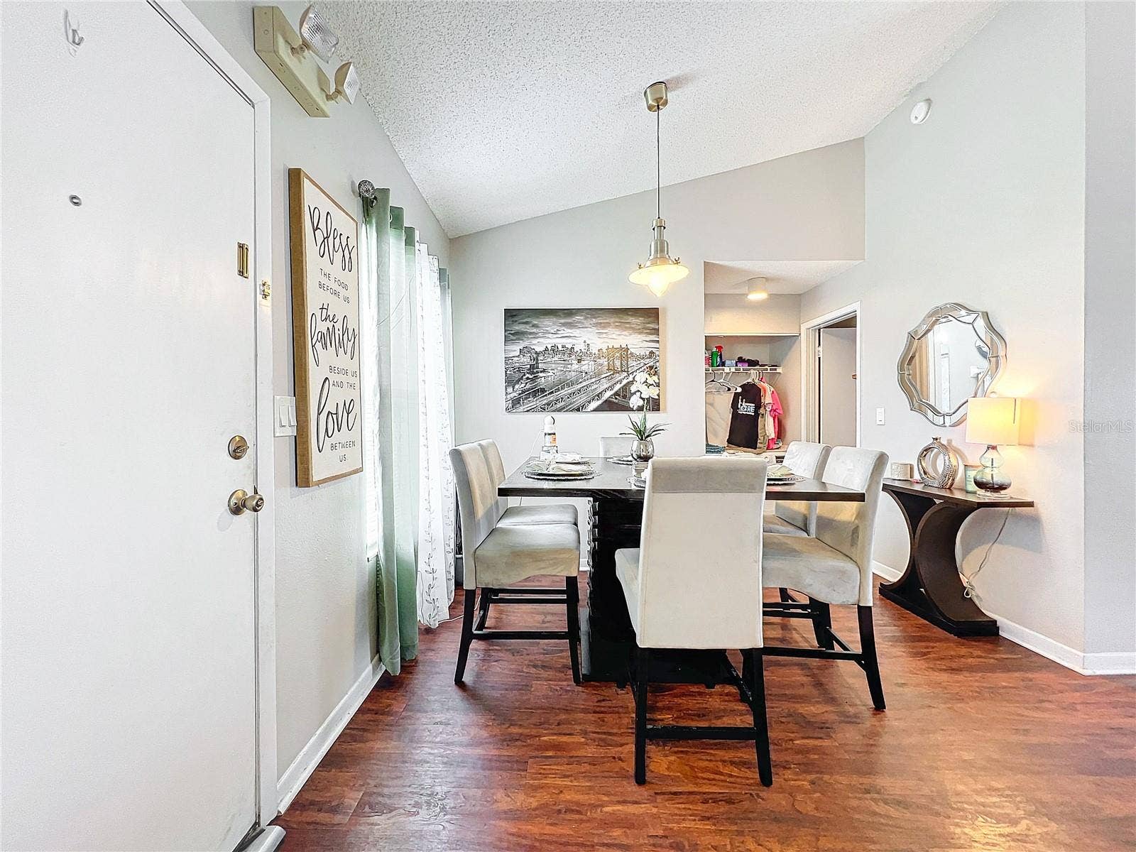 2520 WOODGATE BOULEVARD, #204, Orlando, FL 32822 2520 WOODGATE BOULEVARD, #204, Orlando, FL 32822