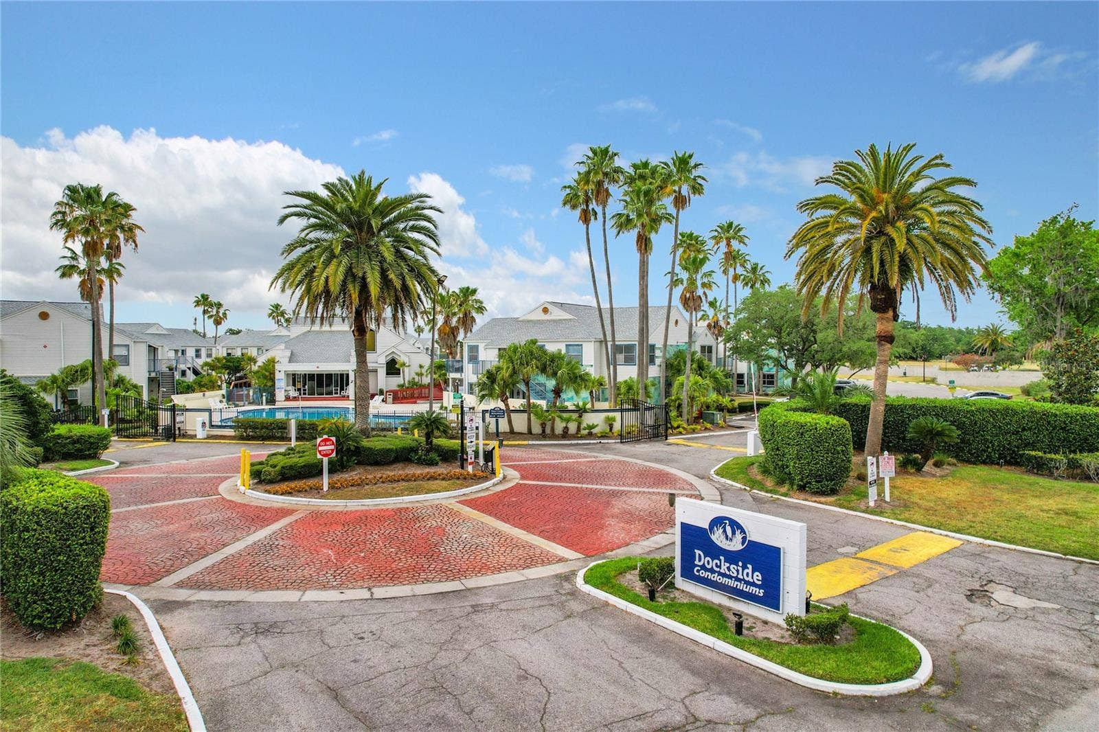 2520 WOODGATE BOULEVARD, #204, Orlando, FL 32822 2520 WOODGATE BOULEVARD, #204, Orlando, FL 32822