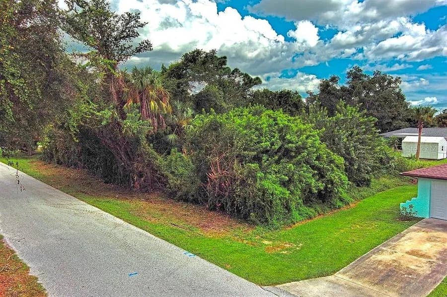 Property photo for 21511 CARLETON AVENUE, Port Charlotte, FL
